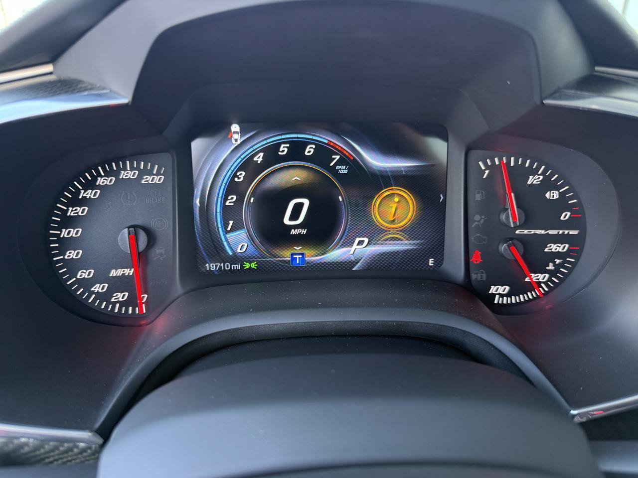Used 2017 Chevrolet Corvette Grand Sport RWD image 22