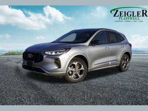 Used 2023 Ford Escape ST-Line image 1