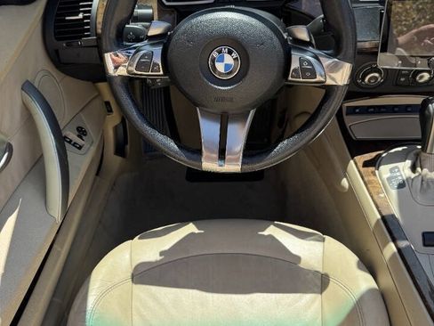 Used 2006 BMW Z4 3.0i RWD image 9