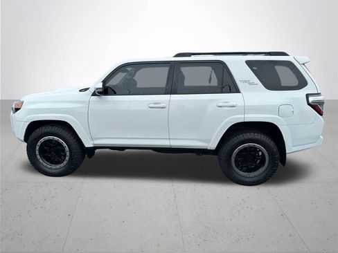 Used 2020 Toyota 4Runner TRD Off-Road Premium w/ Moonroof Package image 10