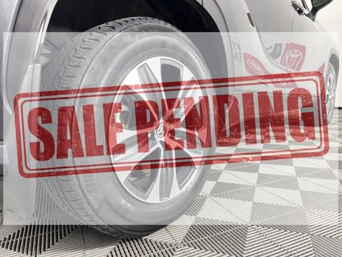 Certified 2022 Toyota Highlander XLE image 20