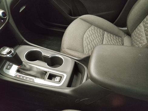 Used 2019 Chevrolet Equinox LT AWD/4WD image 26