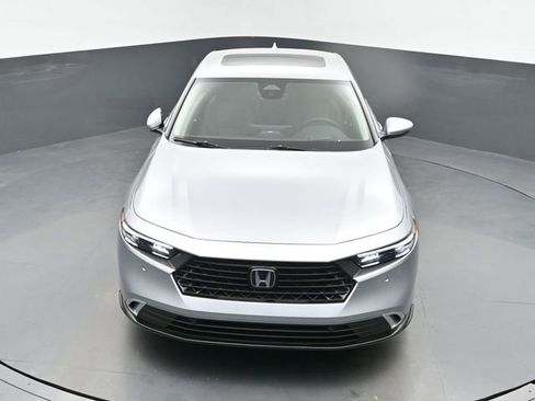 Used 2025 Honda Accord Touring image 14