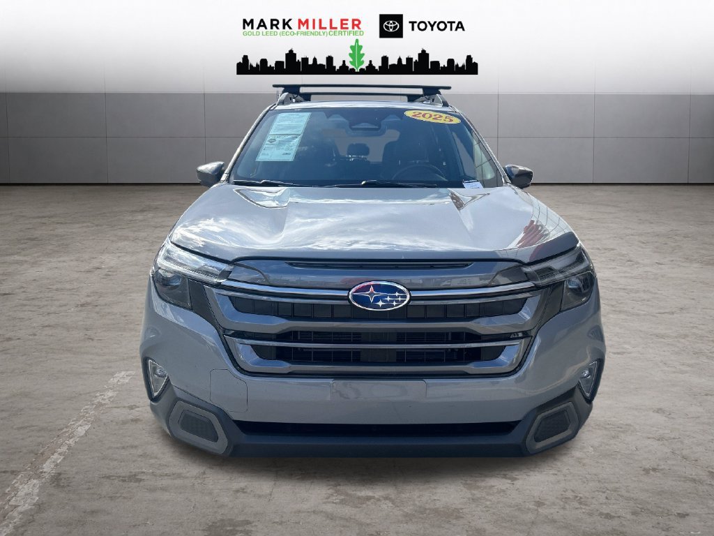 Used 2025 Subaru Forester Limited AWD/4WD image 9