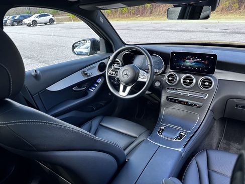 Certified 2022 Mercedes-Benz GLC 300 image 34