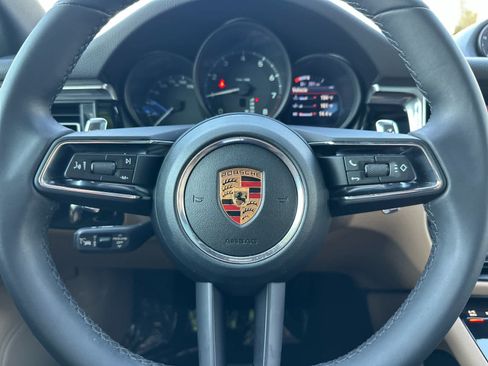 Certified 2026 Porsche Macan AWD/4WD image 26