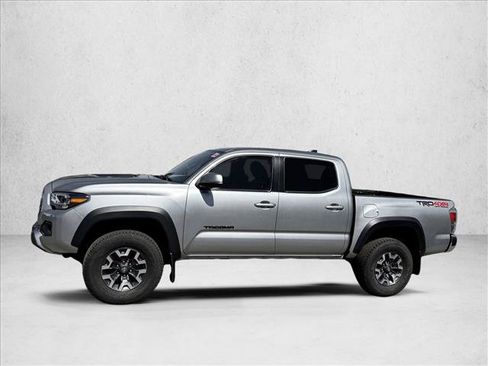 Used 2023 Toyota Tacoma TRD Off-Road w/ Black Out Package (TMS) AWD/4WD image 4
