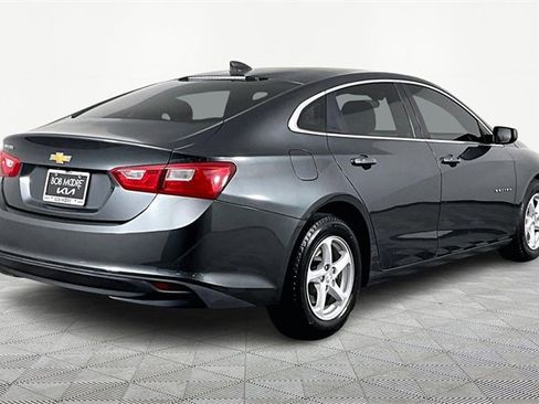 Used 2017 Chevrolet Malibu LS w/ LPO, Convenience Package 2 image 6