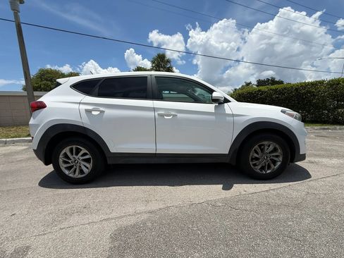 Used 2016 Hyundai Tucson SE FWD image 5