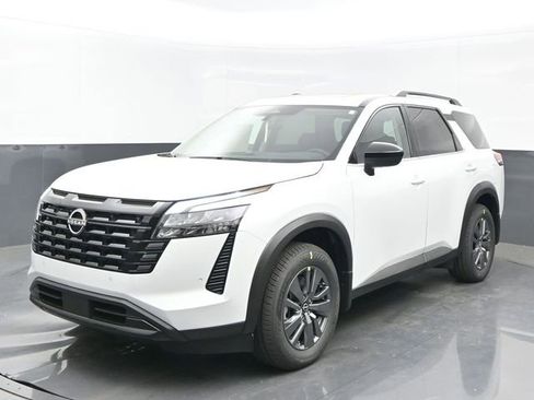 New 2026 Nissan Pathfinder SV w/ SV Premium Package FWD image 1