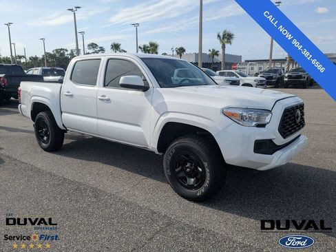 Used 2023 Toyota Tacoma SR AWD/4WD image 1
