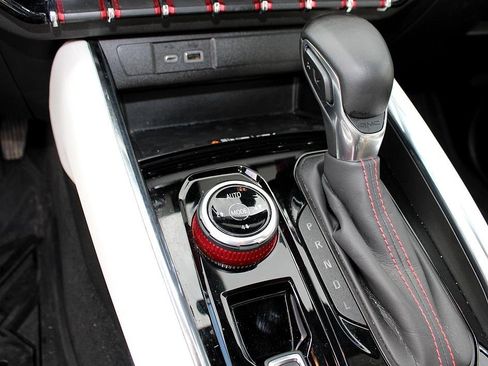 Used 2023 GMC Canyon AT4X image 24