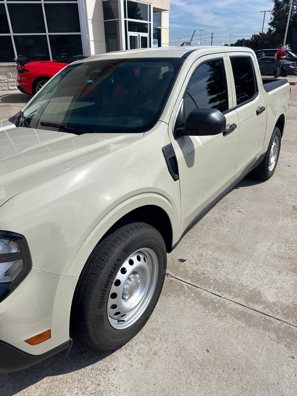 Used 2025 Ford Maverick XL w/ Equipment Group 101A AWD/4WD image 3