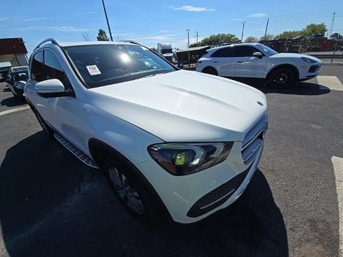 Used 2020 Mercedes-Benz GLE 350 4MATIC w/ 3rd Row Seat Package image 3