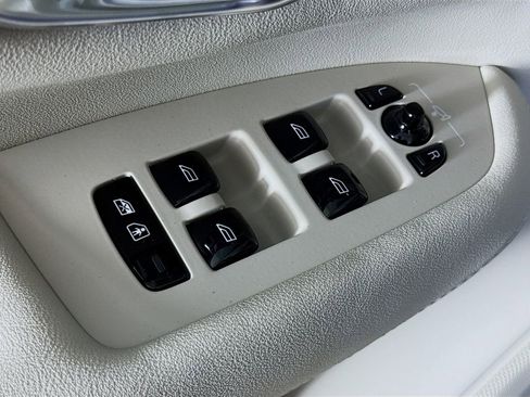 New 2026 Volvo XC90 T8 Ultra w/ Protection Package Premier image 18