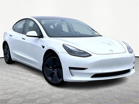 Used 2022 Tesla Model 3 Long Range image 1