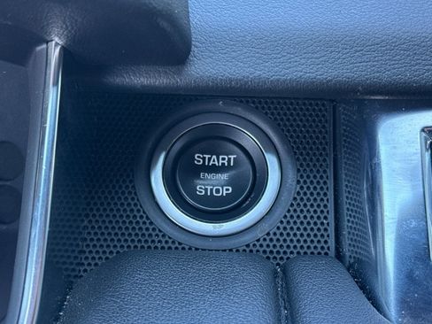 Used 2020 Land Rover Range Rover Sport HSE image 26