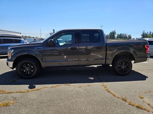 Used 2020 Ford F150 XLT w/ Equipment Group 301A Mid AWD/4WD image 4