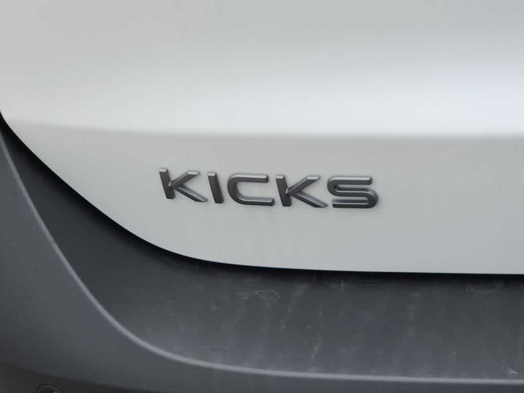 Used 2026 Nissan Kicks SV w/ Cold Weather Package AWD/4WD image 18