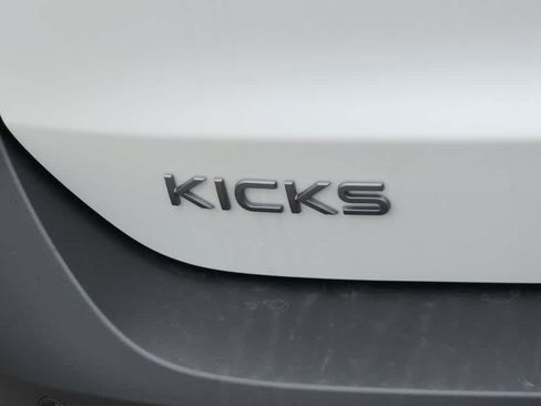 Used 2026 Nissan Kicks SV w/ Cold Weather Package AWD/4WD image 18