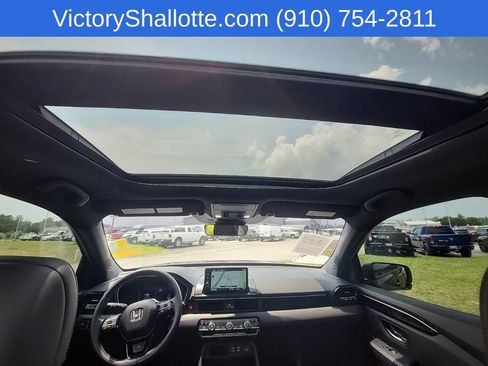 Used 2025 Honda Pilot Black Edition image 5