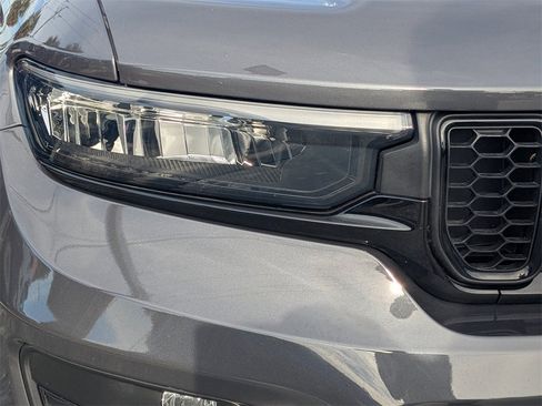 Used 2024 Jeep Grand Cherokee Trailhawk w/ Luxury Tech Group III image 10