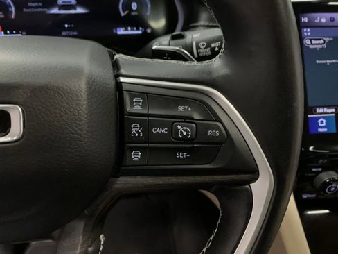 Used 2021 Jeep Grand Cherokee L Limited image 24