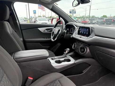 Used 2019 Chevrolet Blazer LT AWD/4WD image 12