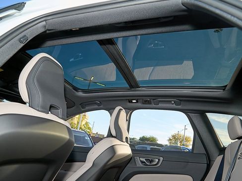 New 2026 Volvo XC60 B5 Plus w/ Protection Package Premier image 21