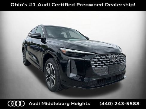 Used 2026 Audi Q5 Premium w/ Convenience Package AWD/4WD image 1