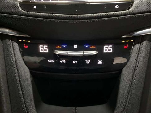 Used 2024 Cadillac XT6 Luxury AWD/4WD image 54