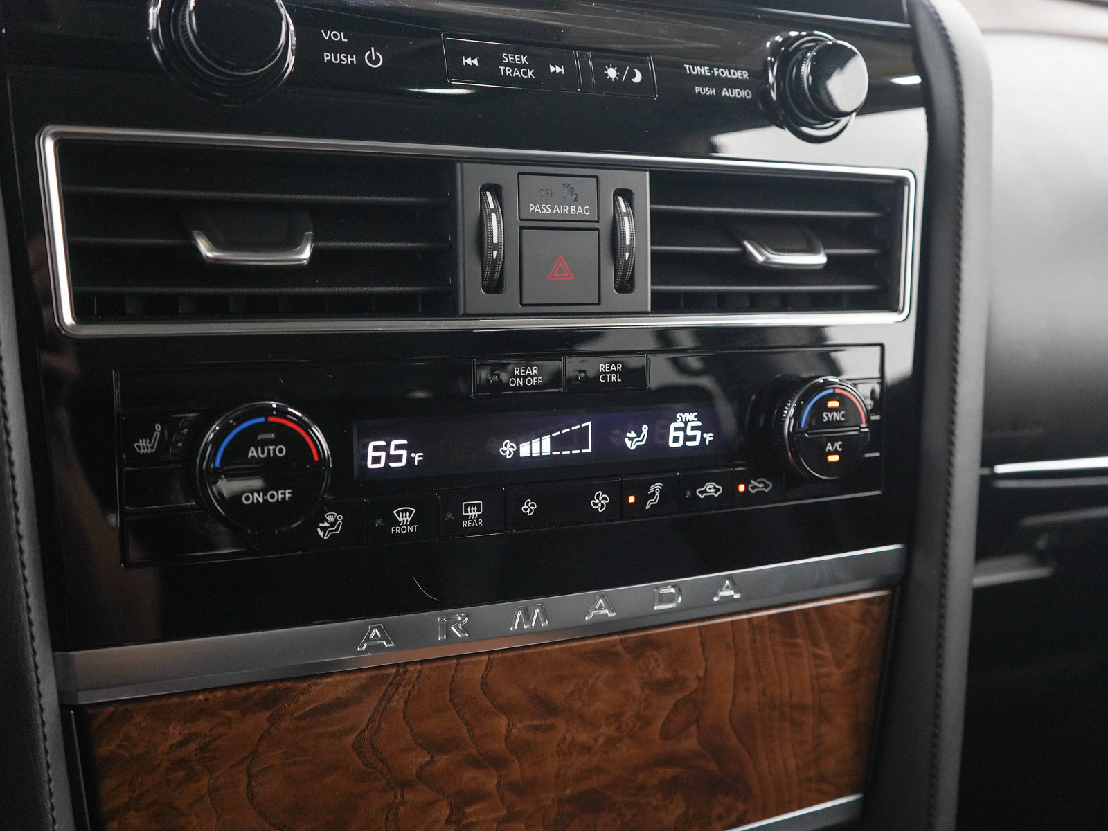 Used 2023 Nissan Armada SL w/ Cargo Package AWD/4WD image 25