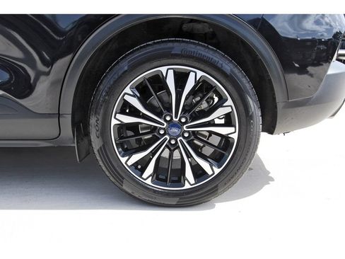Certified 2022 Ford Escape SE w/ SE Sport Appearance Package FWD image 31