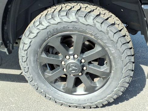 Used 2022 RAM 2500 Laramie w/ Night Edition AWD/4WD image 11