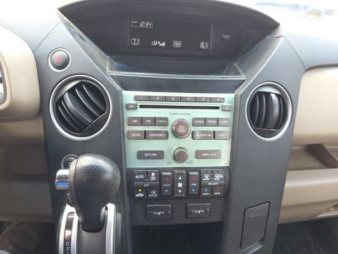 Used 2011 Honda Pilot EX-L image 19