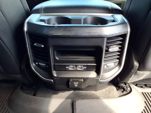 Used 2023 RAM 1500 Laramie AWD/4WD image 14