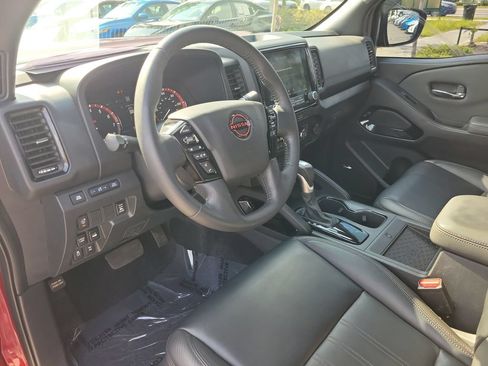 Certified 2022 Nissan Frontier PRO-4X w/ Pro-4X Premium Package AWD/4WD image 14