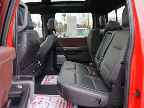 Used 2022 Ford F150 Lariat w/ Equipment Group 502A High image 7