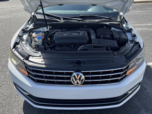 Used 2017 Volkswagen Passat 1.8T S FWD image 17