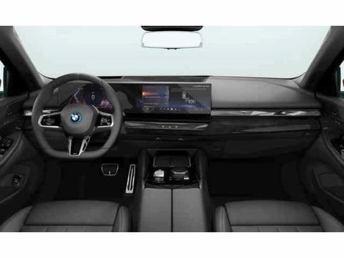New 2026 BMW i5 eDrive40 w/ M Sport Package AWD/4WD image 7