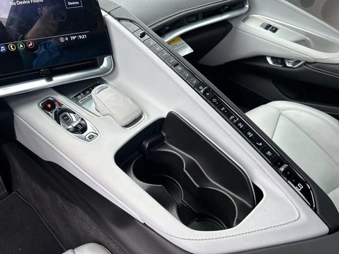 Used 2023 Chevrolet Corvette Stingray Preferred Conv w/ Z51 Performance Package RWD image 16