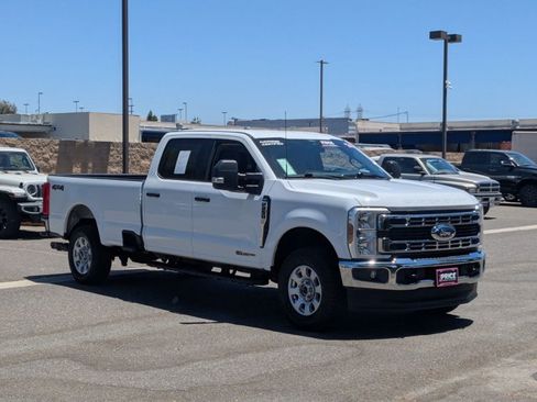 Used 2024 Ford F250 XLT AWD/4WD image 3