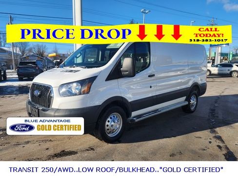 Used 2023 Ford Transit 250 Low Roof AWD w/ Exterior Upgrade Package image 8