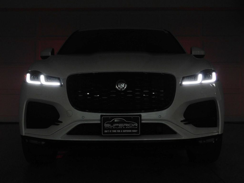 Used 2023 Jaguar F-PACE S AWD/4WD image 11