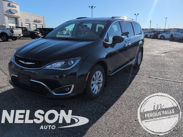Used 2018 Chrysler Pacifica Touring-L Plus FWD 360° Tour