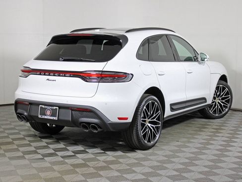 Certified 2026 Porsche Macan AWD/4WD image 7
