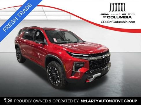 Used 2025 Chevrolet Traverse Z71 w/ Driver Confidence Package AWD/4WD image 1