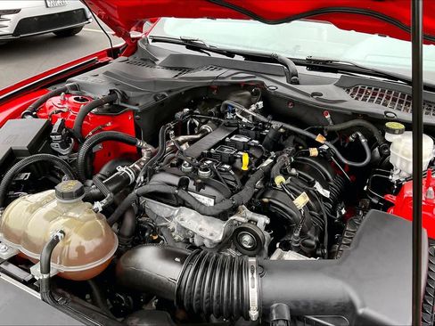 Used 2022 Ford Mustang Premium image 34