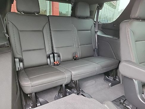 Used 2023 Chevrolet Tahoe High Country AWD/4WD image 20
