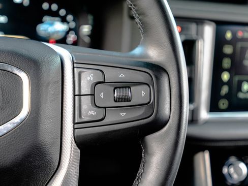 Used 2023 GMC Yukon Denali AWD/4WD image 21